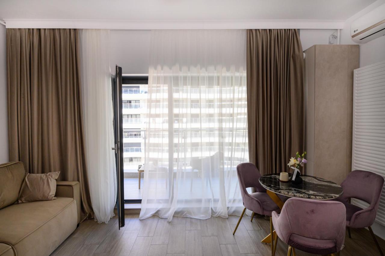 Black Pearl Loft Mamaia Extérieur photo