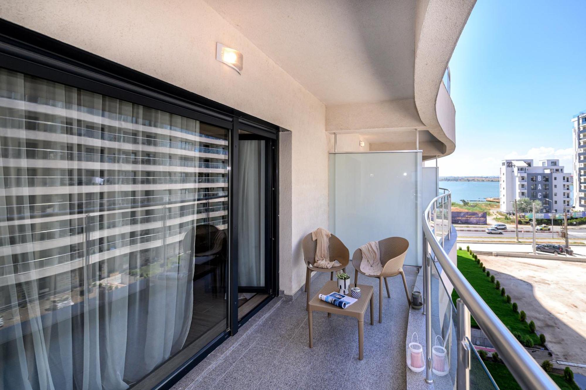 Black Pearl Loft Mamaia Extérieur photo