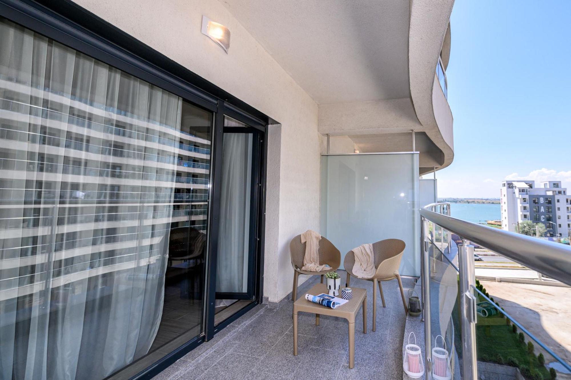 Black Pearl Loft Mamaia Extérieur photo